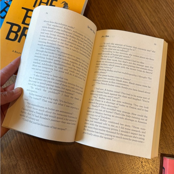 Jill Orr, Riley Ellison Mystery Detective Fiction Novel Series 4 Paperback Books - Picture 13 of 15